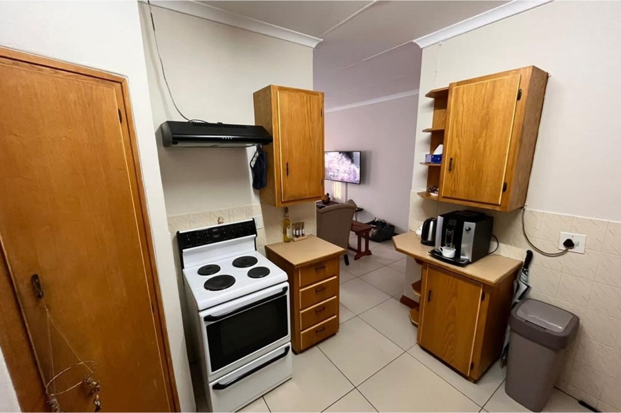 8 Bedroom Property for Sale in Broederstroom North West